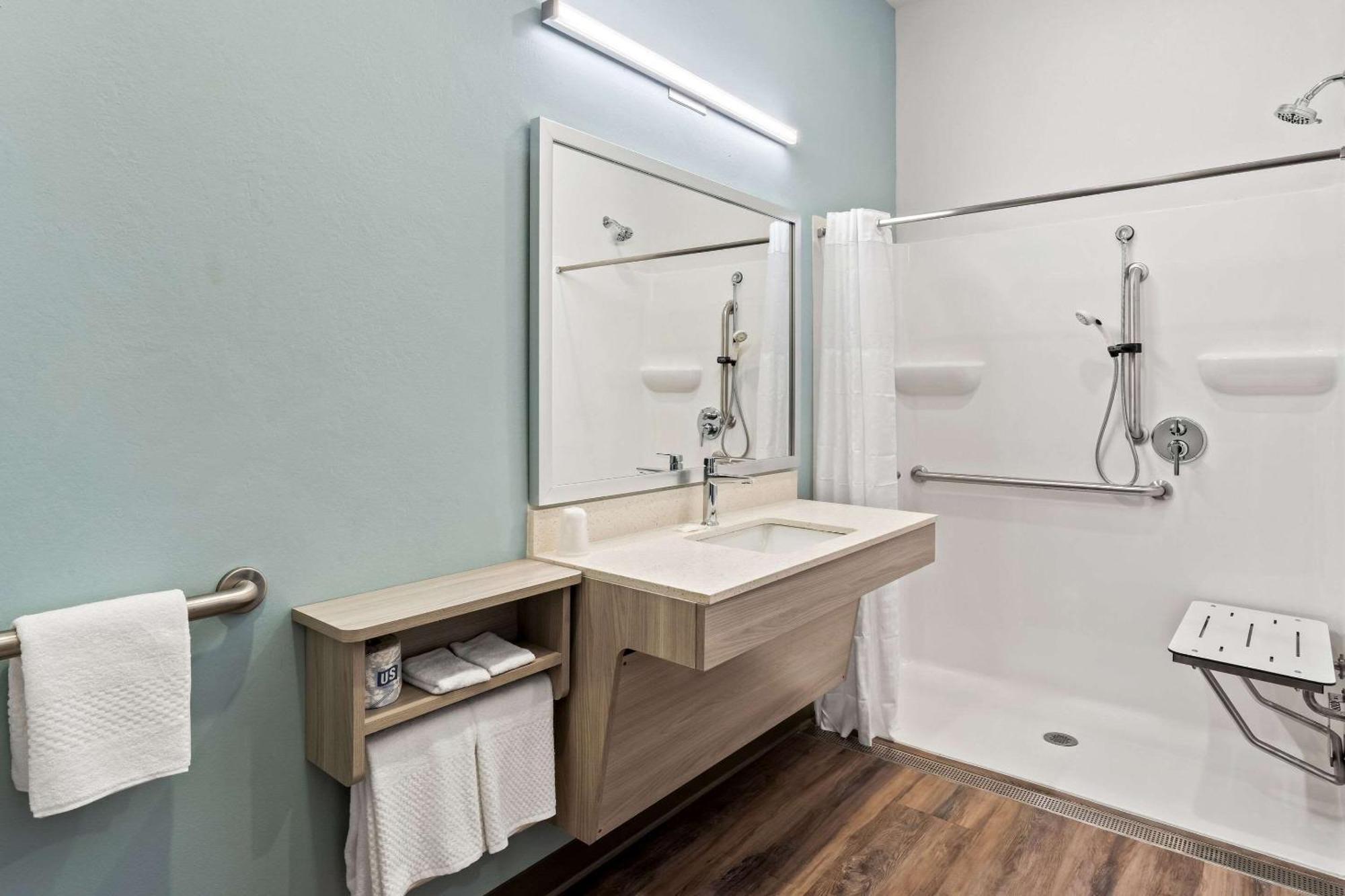 Woodspring Suites Easton Nazareth Exterior foto